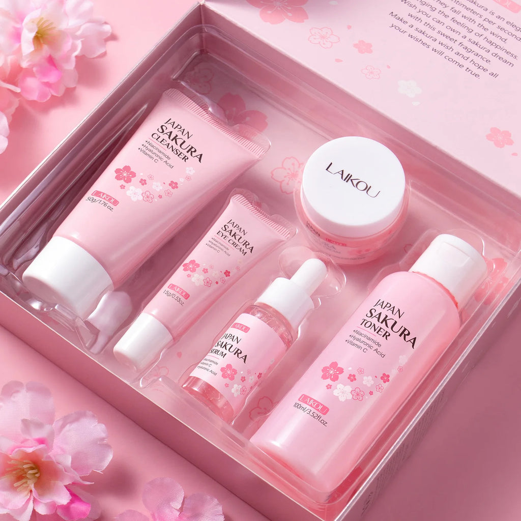 Set de Cuidado Facial Laikou Japan Sakura de 5 Piezas, Kit Hidratante e Iluminador con Limpiador, Tónico, Suero, Crema para Ojos y Crema Esencial